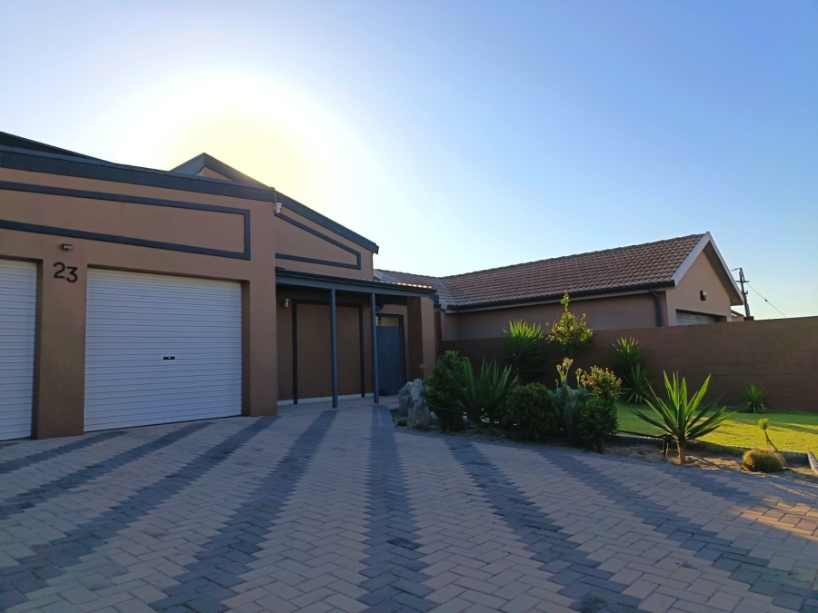 2 Bedroom Property for Sale in Vredenburg Western Cape